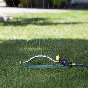oscillating sq melnor sprinkler