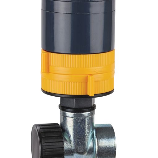 Close up view of the angle adjusters on the Melnor Turbo Rotary Sprinkler