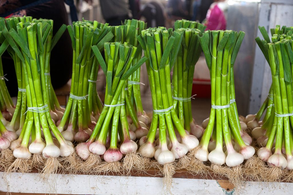 garlic bundles for sale