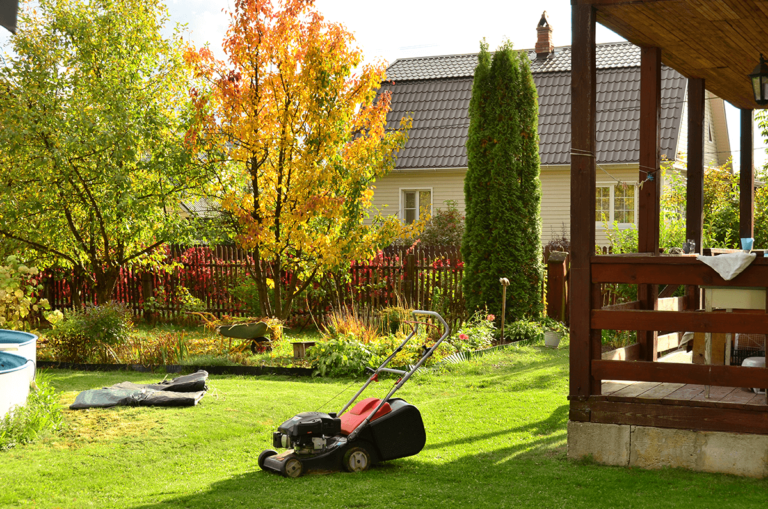 Fall Lawn Care Guide Melnor, Inc.